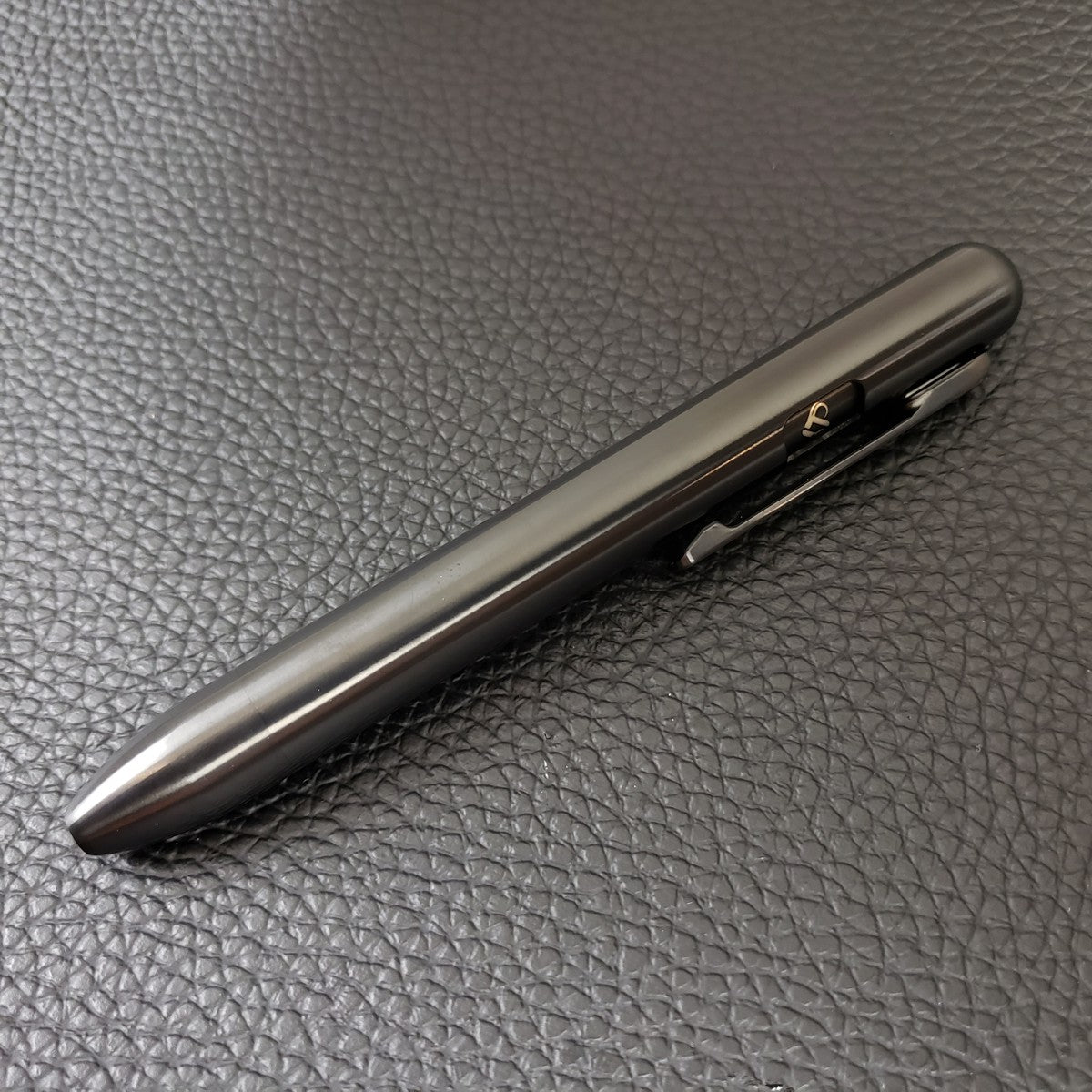 MARKSMITH® BLACK Ti - DLC Coated Titanium Bolt Action Marker Pen