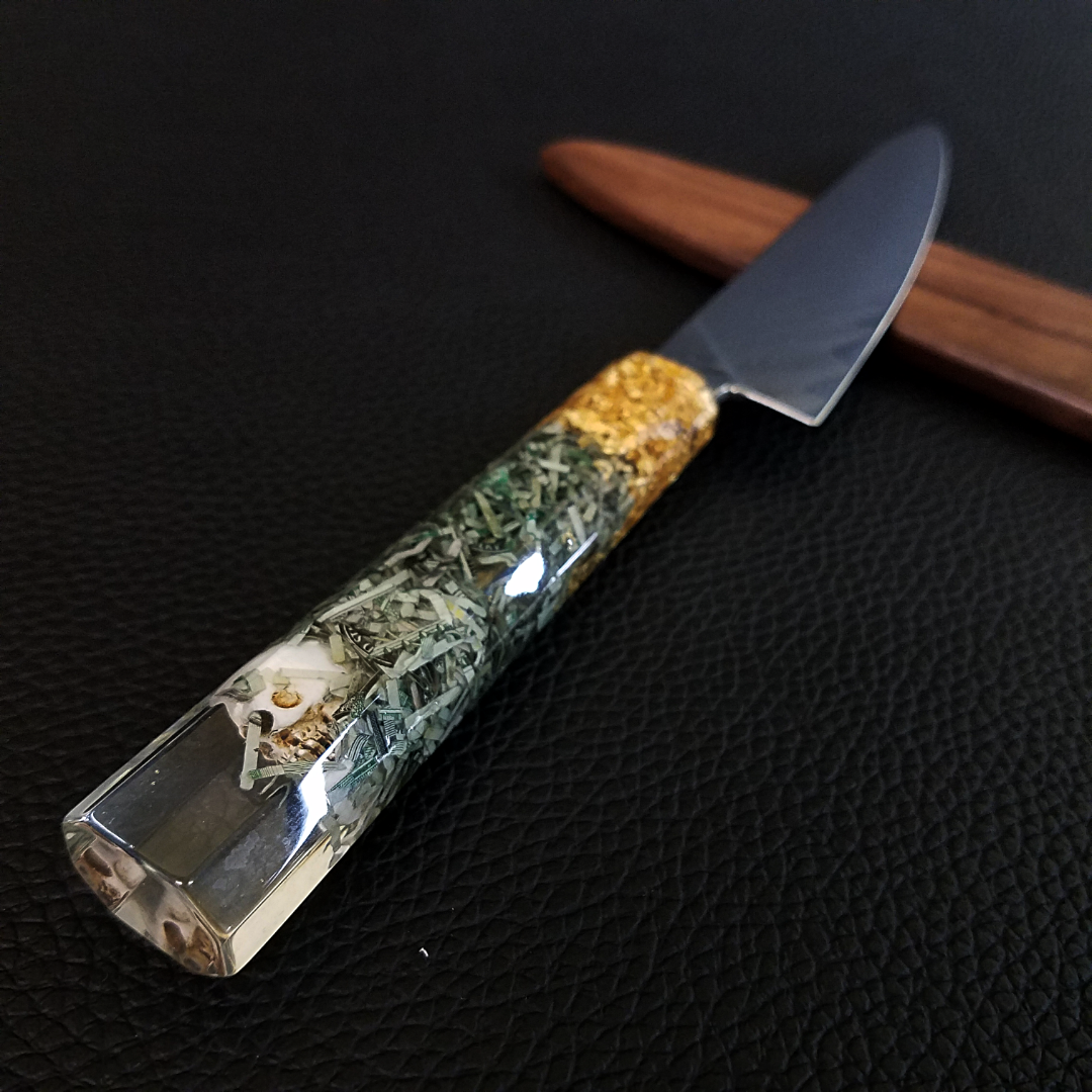 Skeleton King [Sunray] - 6in (150mm) Damascus Petty Culinary Knife