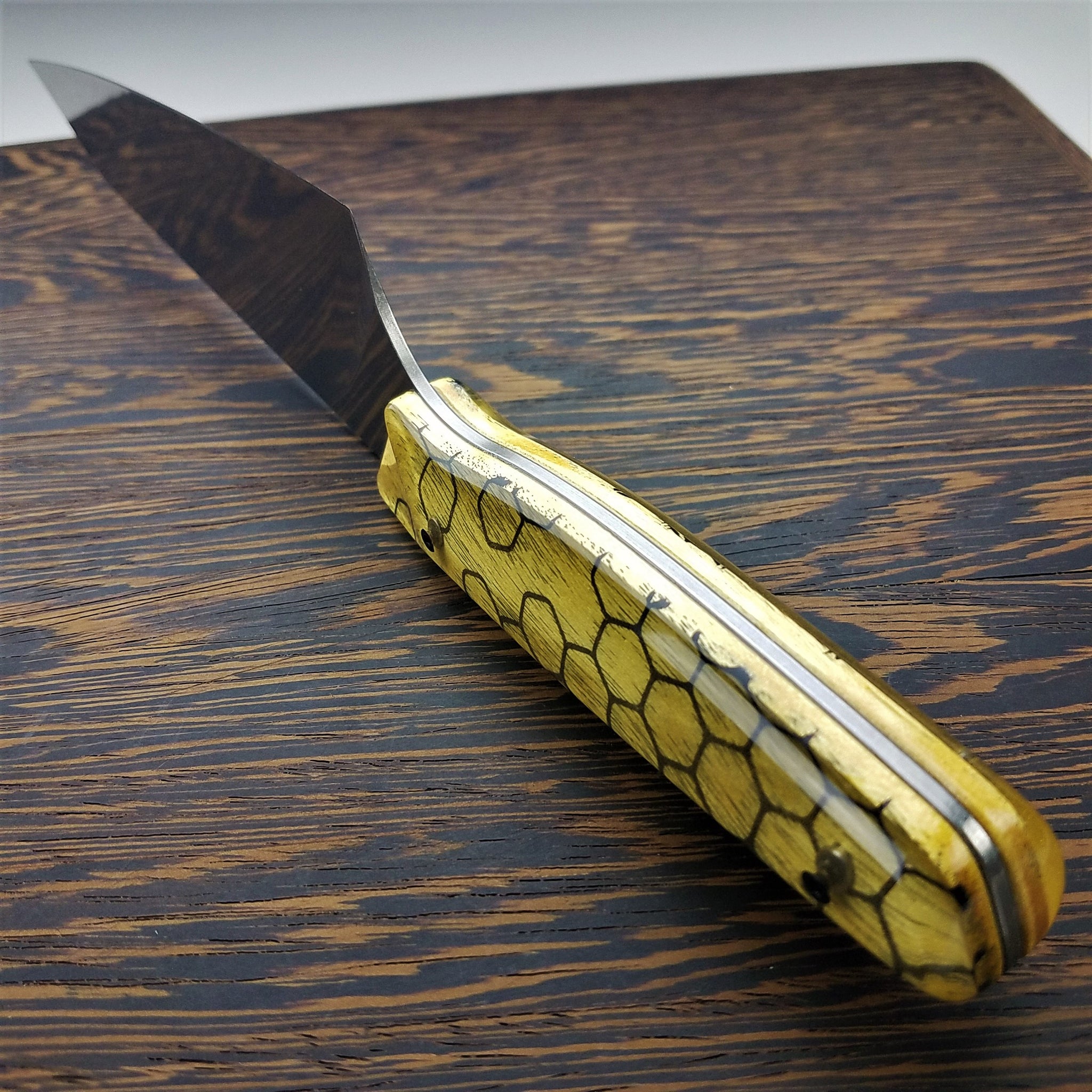 Electric Knife – Bee Great